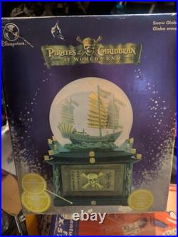 2007 Pirates Of The Caribbean Snow Globe New 2007 Pirates Of The Caribbean Snow Globe New