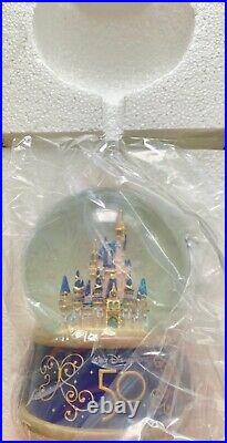 2021 Disney World 50th Anniversary Magic Kingdom Cinderella Castle Snow Globe