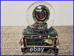 3 Nightmare Before Christmas Bradford Glitterglobe Train Collection Music