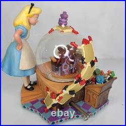 Alice in Wonderland 50th Anniversary Musical Snowglobe Alice's Trial