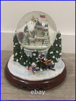 An Old Fashioned Disney Christmas Snow Globe Music Lights Bradford Exchange