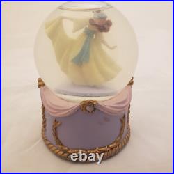 Anastasia Snow Globe Once Upon A December 1997 Jewel Top San Francisco Music Box Anastasia Snow Globe Once Upon A December 1997 Jewel Top San Francisco Music Box