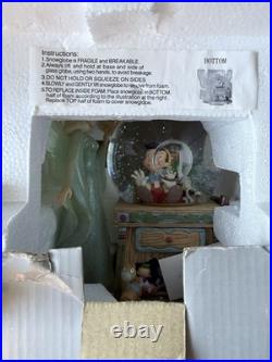 Auth Disney Store Excl Orig (Pinocchio & The Blue Fairy) Snow Globe NWT. LTD ED