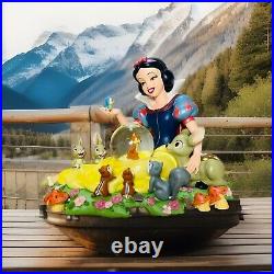 Authentic Disney Parks Snow White & Friends Musical Snow Globe RETIRED VINTAGE Authentic Disney Parks Snow White & Friends Musical Snow Globe RETIRED VINTAGE