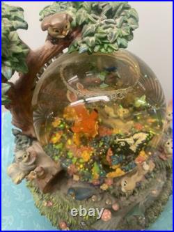 BAMBI Snow Globe Little April Shower with Box Disney Musical Motion