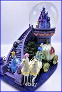 CINDERELLA DREAM OF THE BALL Musical Light up double Snow Globe Rare & Retired