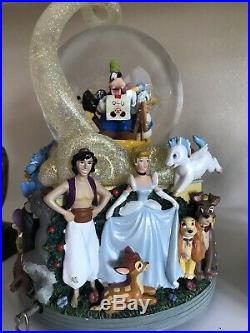 COLLECTABLE RARE DISNEY Princess Rotating Musical Multi Princess Snow Globe