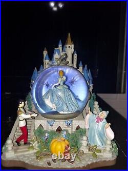 Cinderella Castle Musical Snowglobe