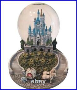 Cinderella Castle Walt Disney Musical Light Up Snow Globe So This Is Love RARE