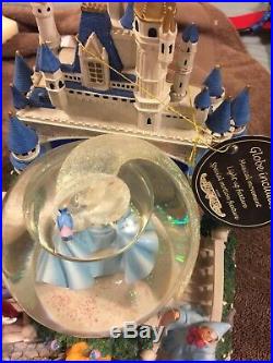 Cinderella Castle light up musical movement snow globe
