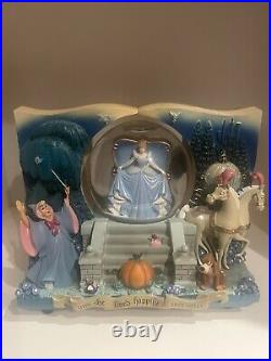 Cinderella Doublesided Snowglobe