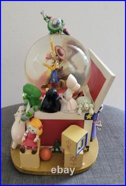 DEFECTIVE Disney Store Toy Story Andys Chest Box Musical Snowglobe Rare G3D