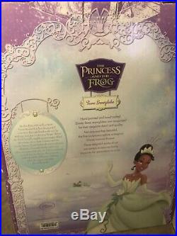 DISNEYS PRINCESS & THE FROG TIANA SNOW GLOBE RARE Mini included