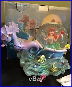 DISNEY ARIEL with SEAHORSES MUSICAL SNOW GLOBE LITTLE MERMAID Part Of Your World