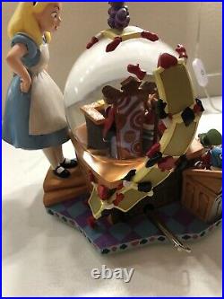 DISNEY Alice in Wonderland Figure Snow Globe Music Box Snow Dome Operationtested