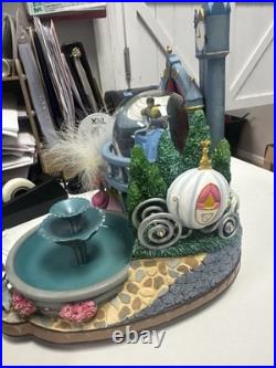 DISNEY CINDERELLA Musical Snow Globe with REAL water Fountain