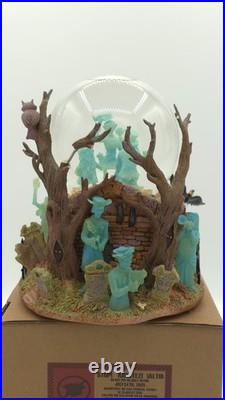 DISNEY HAUNTED MANSION Grim Grinning Ghost Music Box Snow Globe READ INFO DISNEY HAUNTED MANSION Grim Grinning Ghost Music Box Snow Globe READ INFO