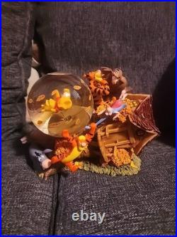 DISNEY'S Winnie The Pooh Blustery Day Fallen Treehouse Musical Snow Globe