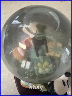 DisneyChristmas Mickey, Donald, GoofyMusical Snow Globe #95338