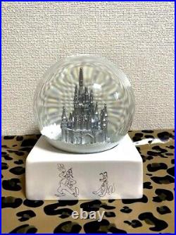 Disney 100th Anniversary Snow Globe Castle Platinum Celebration Collection