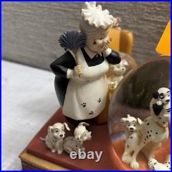 Disney 101 Dalmatians Family Time Musical Lights Snow Globe CRUELLA DE VIL READ