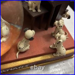 Disney 101 Dalmatians Family Time Musical Lights Snow Globe CRUELLA DE VIL READ