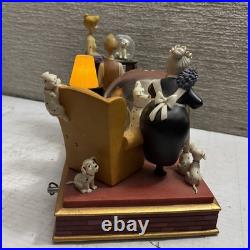 Disney 101 Dalmatians Family Time Musical Lights Snow Globe CRUELLA DE VIL READ