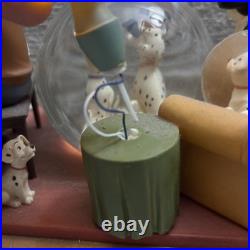 Disney 101 Dalmatians Family Time Musical Lights Snow Globe CRUELLA DE VIL READ