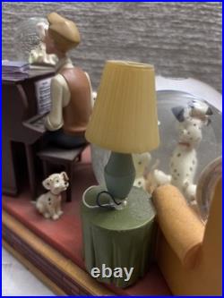 Disney 101 Dalmatians Family Time Musical Lights Snow Globe CRUELLA DE VIL READ Disney 101 Dalmatians Family Time Musical Lights Snow Globe CRUELLA DE VIL READ