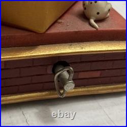 Disney 101 Dalmatians Family Time Musical Lights Snow Globe CRUELLA DE VIL READ