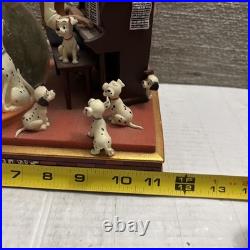 Disney 101 Dalmatians Family Time Musical Lights Snow Globe CRUELLA DE VIL READ