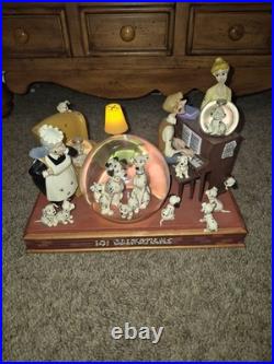 Disney 101 Dalmatians Family Time Musical Lights Snow Globe Tested Works Great