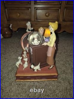 Disney 101 Dalmatians Family Time Musical Lights Snow Globe Tested Works Great