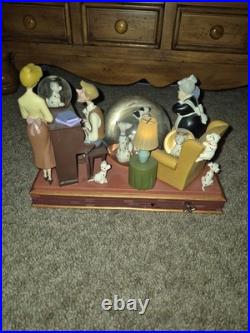 Disney 101 Dalmatians Family Time Musical Lights Snow Globe Tested Works Great