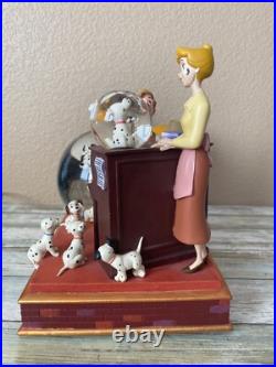 Disney 101 Dalmatians Family Time Musical Snow Globe Plays Cruella De Vil