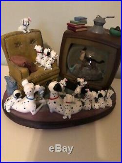 Disney 101 Dalmatians Snow globe (extremely Rare, discontinued)