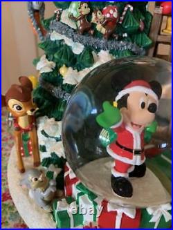 Disney #11 Snow Globe Christmas Tree