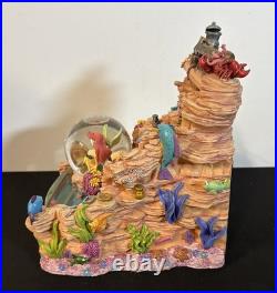 Disney 21364 The Little Mermaid Water Fountain Snow Globe Ariel Sebastian Works