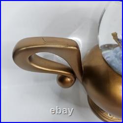 Disney Aladdin Art of Jasmine Genie Lamp Musical Snow Globe Disney Aladdin Art of Jasmine Genie Lamp Musical Snow Globe