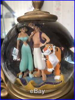 Disney Aladdin Genie Lamp Musical Snowglobe Music Box Water Snow Globe