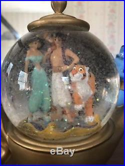 Disney Aladdin Genie Lamp Musical Snowglobe Music Box Water Snow Globe