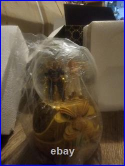 Disney Aladdin Musical Snowglobe Plays Friend Like Me with Box