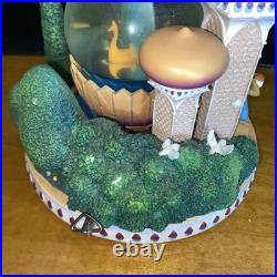 Disney Aladdin Princess Jasmine Rajah Peacock Fountain Snow Globe flaws