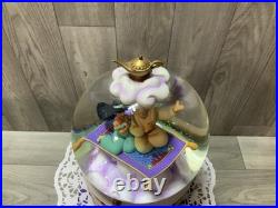 Disney Aladdin Snow Globe Jasmine Genie Musical Theme Withbox