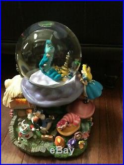 Disney Alice In Wonderland Snow Globe rare