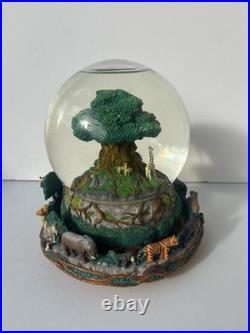 Disney Animal Kingdom Tree Of Life Musical Snow Globe Works Small Scuff Mark