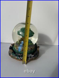 Disney Animal Kingdom Tree Of Life Musical Snow Globe Works Small Scuff Mark