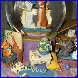Disney Aristocats Marie Snow Globe Music Box Everybody Wants to Be a Cat