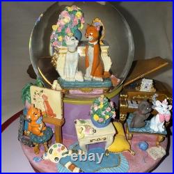 Disney Aristocats Marie Snow Globe Music Box Everybody Wants to Be a Cat