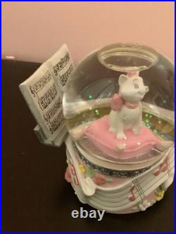 Disney Aristocats Snow Globe